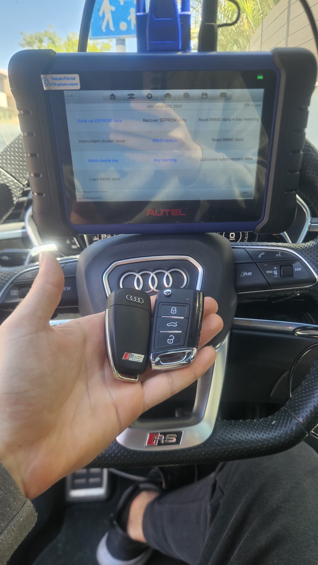 תכנות מפתח לרכב Audi RS